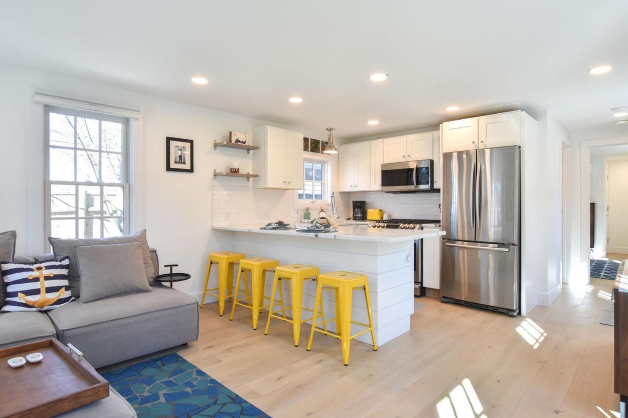 141 New West End Less Than 1 Min Walk To Water And Town King Bed Stainless Appliances Patio And Ac Provincetown Room photo